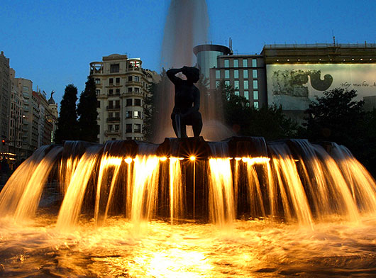 Fuente de la Plaza de España | Foto de CMuñoz (Flickr)